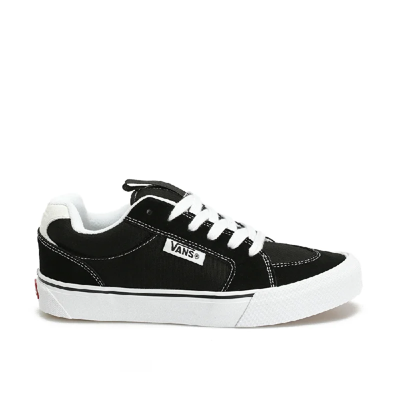 Chukka Push 'Black/White'