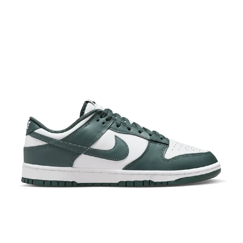 Dunk Low 'Vintage Green'