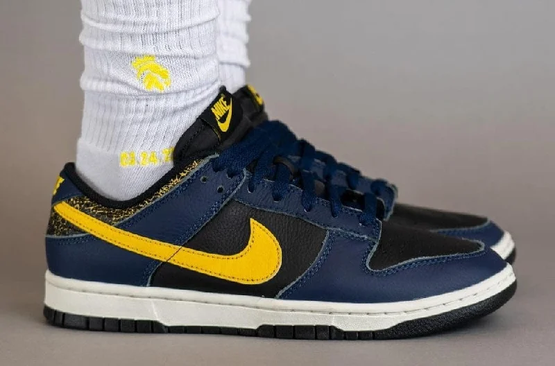 Nike Dunk Low Vintage “Michigan”